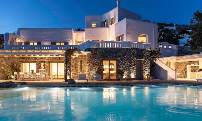 Plintri Villa | R 3165 Arizona Villa