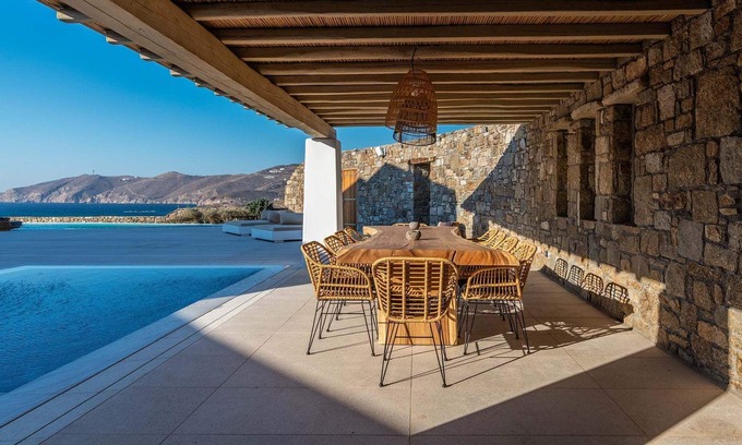 Mykonos Villa | R 3168 Adel Retreat Villa