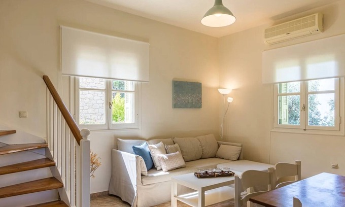 Lefktron Villa | 3373 Deluxe Maisonette | Panoramic View [75 m²]