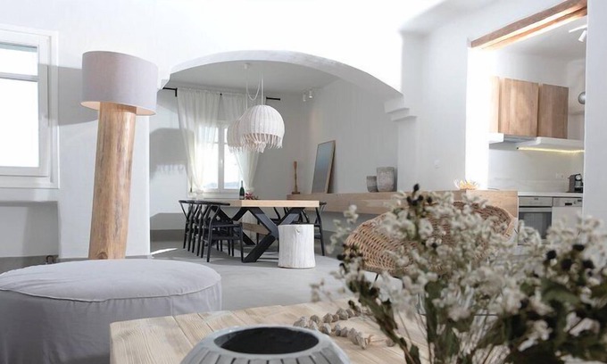 Mykonos Villa | R 3425 8 Bedroom Kallos Villa Agios Lazaros