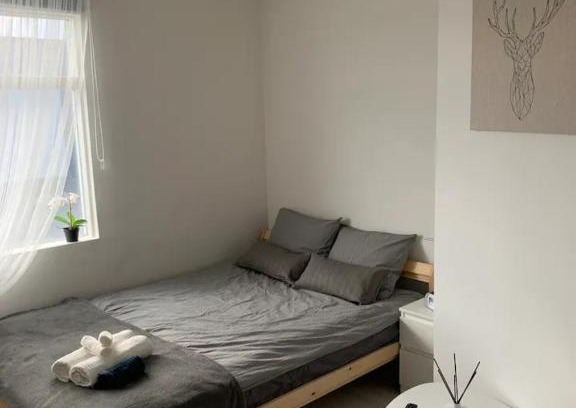 Grindavik Casa | R&J Guesthouse Ro0m