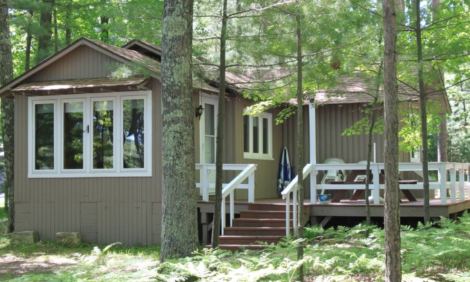 St Germain Cabina | Anchor-Rentals R Point of View Cabin
