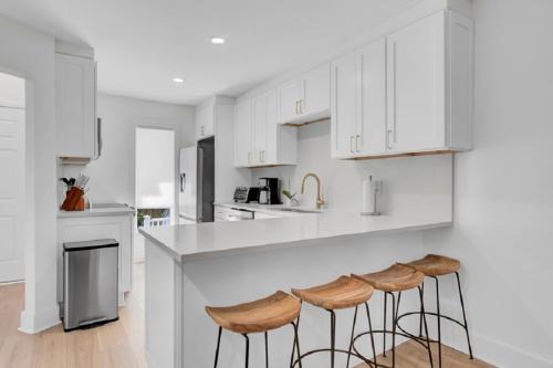 Twin Oaks Casa | Racquet Club 22 by Wild Dunes, with Amenities