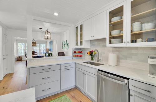 Twin Oaks Casa | Racquet Club 35 by Wild Dunes, in Resort Core