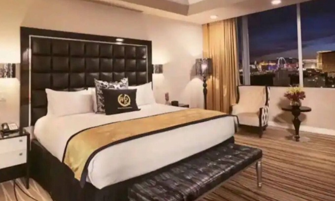 Winchester Villa | Radiant Sophisticated Las Vegas Condo