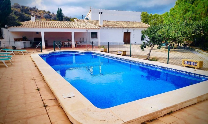 Taberno Casa | Casa Teatro Raices con piscina