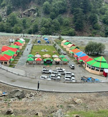 Khyber Pakhtunkhwa Complejo | Rainbow cottages