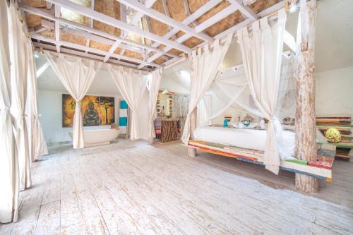 East Sumba Complejo | Rainbow Family Bungalow, Your Cozy Base for Sumba Adventures