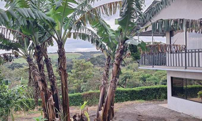 Monteverde Cabaña | Rainbow House