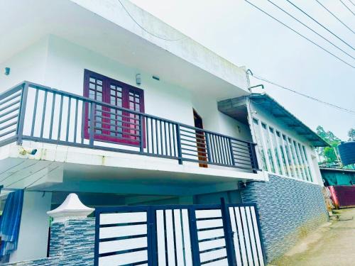 Munnar Casa | Rainbow mist Homestay