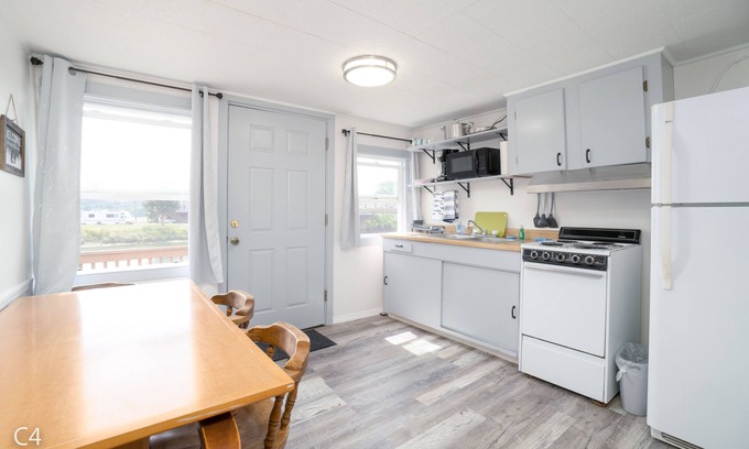 Woods Otro | Raines Resort Cabins & RV