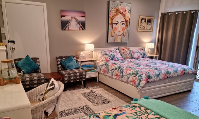 Maryborough Casa | Rainforest Retreat Opal Room