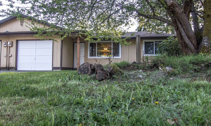 Forks Casa | NUEVA LISTA: Elk Loop VR: Unidad Rústica - 2 BR / 1 Baño