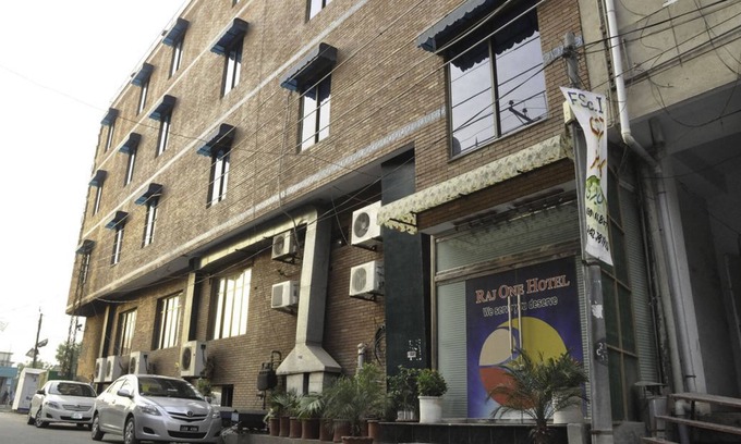 Faisalabad Hotel | Raj One Hotel