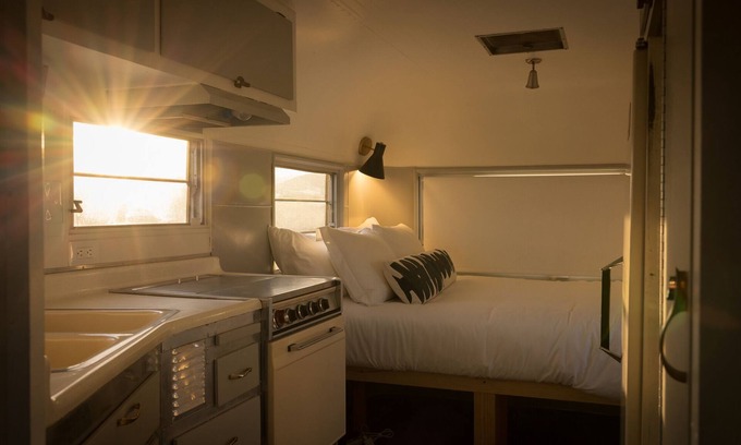 Fremont County Apartamento | Raja Streamline - Soaking Included