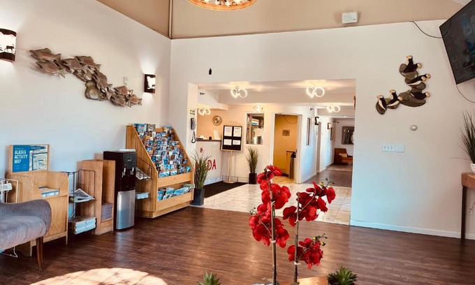 Downtown Anchorage Hotel | Ramada Downtown by Wyndham Anchorage