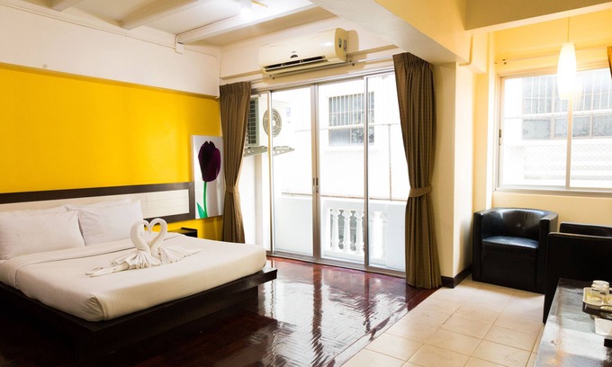 Sukhumvit Hotel | Ramkhamhaeng 42 Por Roomquest