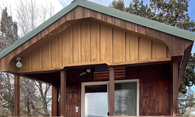 Alfalfa Otro | Ranch Eden - little house on working cattle ranch, pets welcome