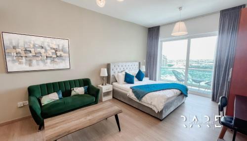 Dubai Production City Apartamento | Rare Holiday Homes - Lake View - Near Me'aisem City Centre - The Crescent Tower A - Dubai Production City - R910
