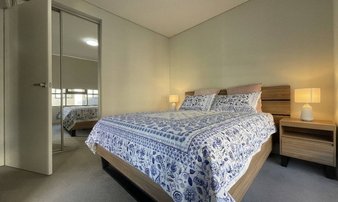Lane Cove North Apartamento | Rare spacious 1 bedroom + 1 office + Free parking