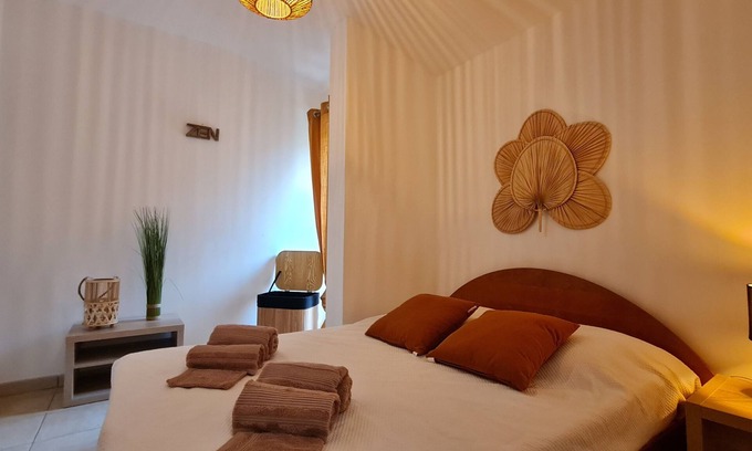 Serra-di-Ferro Villa | Rare villa with sea view: pedestrian residence *** heated swimming pool...