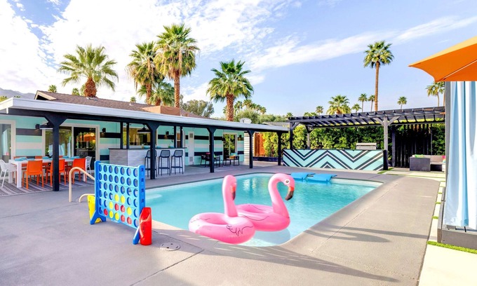 Palm Springs Casa | Rat Pack Rendezvous - An Entertaining Experience!