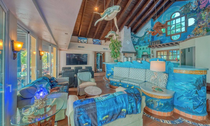 Antoneys Cay Cabina | Rat Pit Race Wing - 3 bedroom