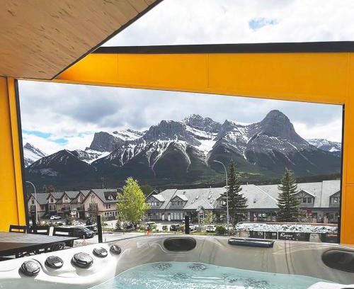Teepee Town Casa | Raven's Peak 105 - Ultra luxe Mountain Retreat
