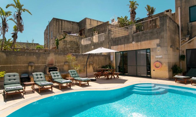 Victoria Casa | Razzett Ziffa