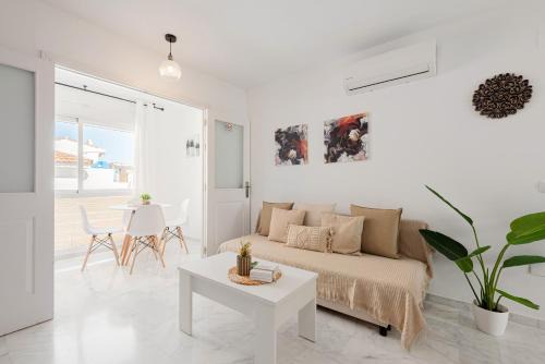 Bailen-Miraflores Apartamento | Rd Berrocal Wifi Aire acondicionado
