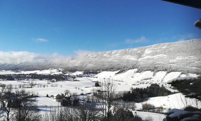 Lans-en-Vercors Apartamento | 😷👍Rdc Maison Roches Rousses.3Pers. Private land and terrace. Nice view.
