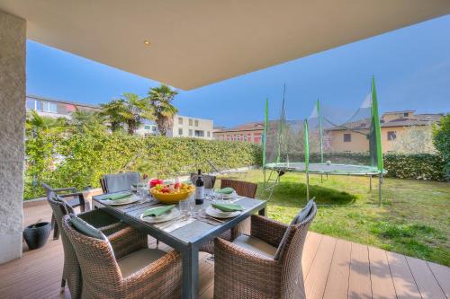 Lugano Apartamento | Rebecca Garden - Happy Rentals
