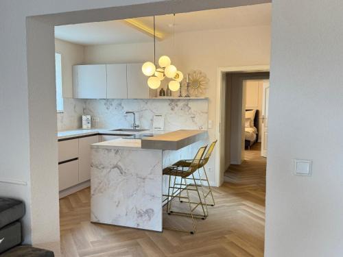 Arzheim Apartamento | Rebgold Suite - Luxury Living by Lisa