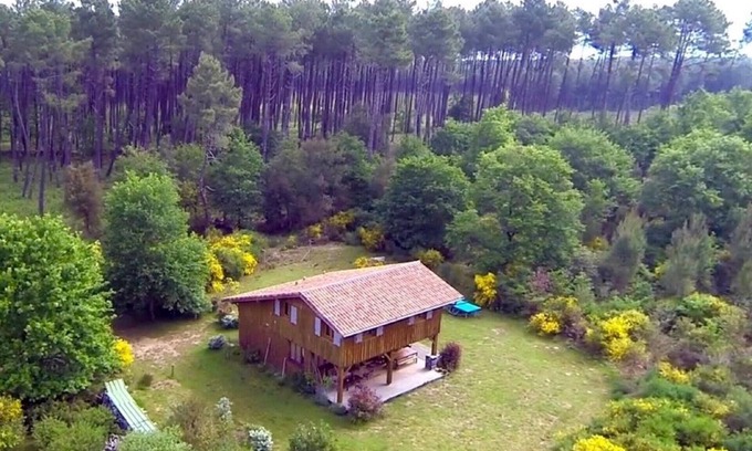 Vielle-Saint-Girons Casa | Recientes casa de madera entre el océano y el bosque para 7 personas