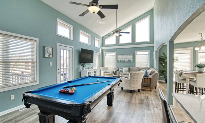 Northeast Virginia Beach Casa | Casa Northend de lujo a solo 1 cuadra de la playa