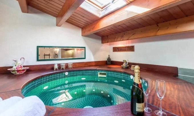 Sant Lluis Casa | Recently Renovated Holiday Home 'Boutique Xalam' with Private Climatized Pool