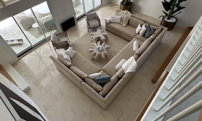 Longboat Key Casa | Recently updated 5 bedroom home, private pool and steps to the beach.