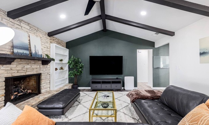 North Lamar Casa | Hestia: Relax, Recharge, 20 mins to downtown SXSW