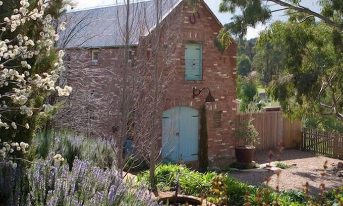 Chewton Casa | Red Brick Barn - ubicado en Castlemaine