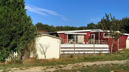 Anloo Chalet De Esquí | "Red Cedar" Ruime chalet met zonnige veranda