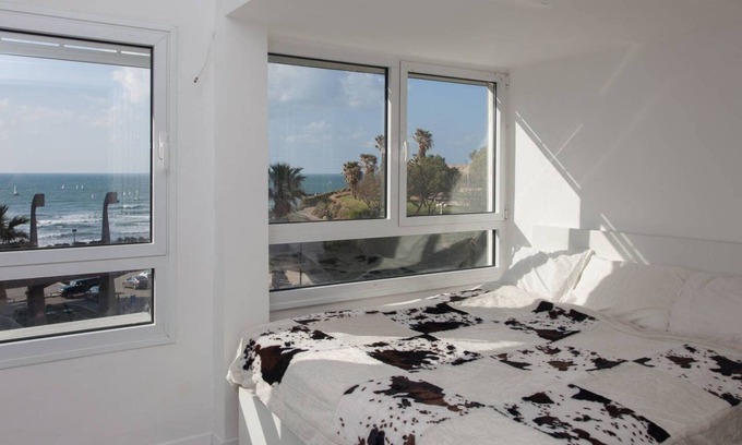 Tel Aviv Promenade Casa | Red Goedon Beach Apartment