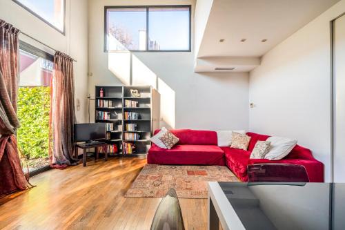 Villapizzone Apartamento | RED LOFTY Milano- Loft con parcheggio, comodo per Host Milano 2025, Rho Fiera e Politecnico Bovisa
