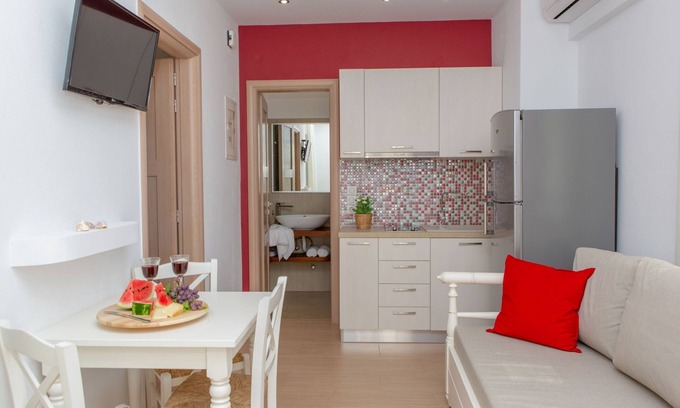 Naxos Casa | Red Moon Villa con piscina privada | SOL Y LUNA