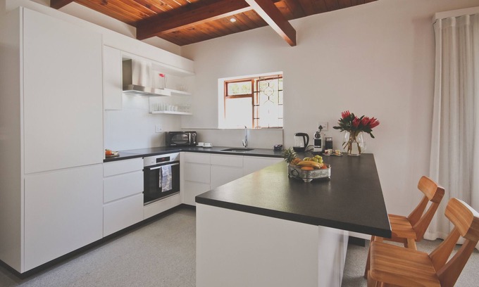 Gordon's Bay Apartamento | Red Rock Ocean View Villa - Captain's Apartment