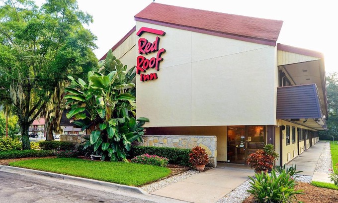 Tampa Hotel | Red Roof Inn Tampa Fairgrounds - Casino