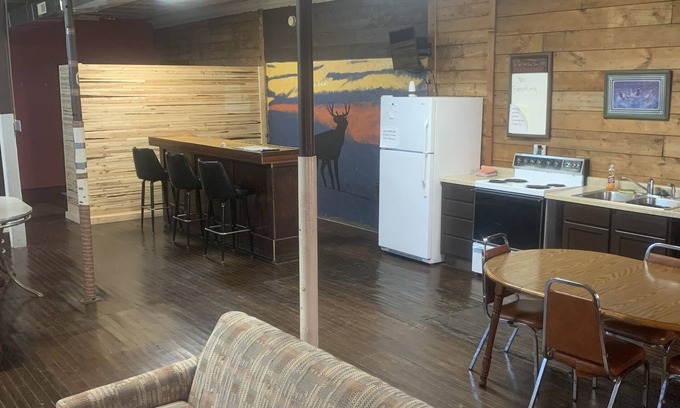 Claire City Cabina | Red Side Inn Lodge
