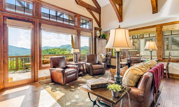 Boone Apartamento | Red Tail Summit