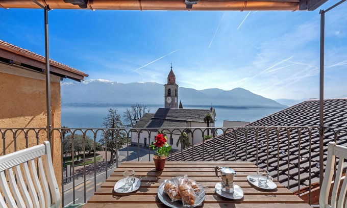 Ronco sopra Ascona Apartamento | Apartamento Red View, Ronco sopra Ascona, Suiza