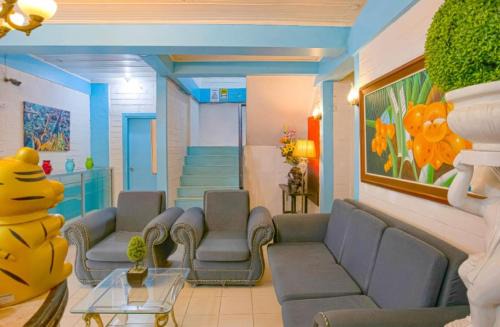 Mandaue Hotel | RedDoorz at La Maria Pension And Tourist Inn