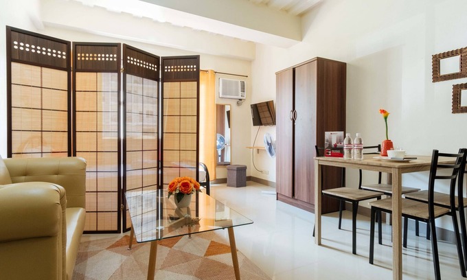 Moonwalk Casa | RedDoorz @ Kassel Residences Paranaque